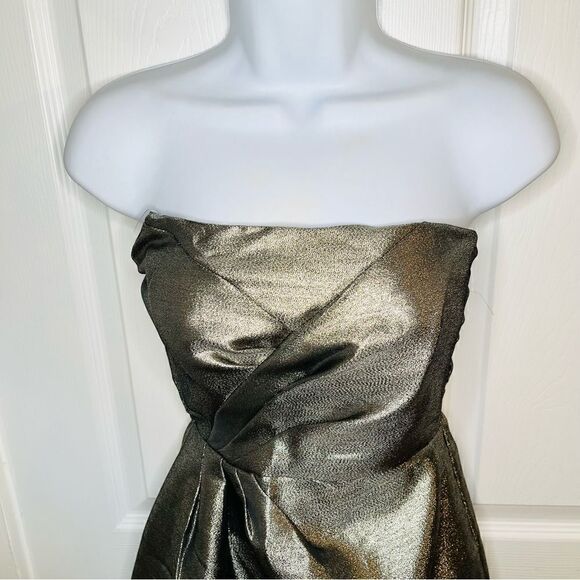 Do+Be Brand Back Before Midnight Silver Strapless Mini Dress Pleated S NWT - Picture 5 of 10